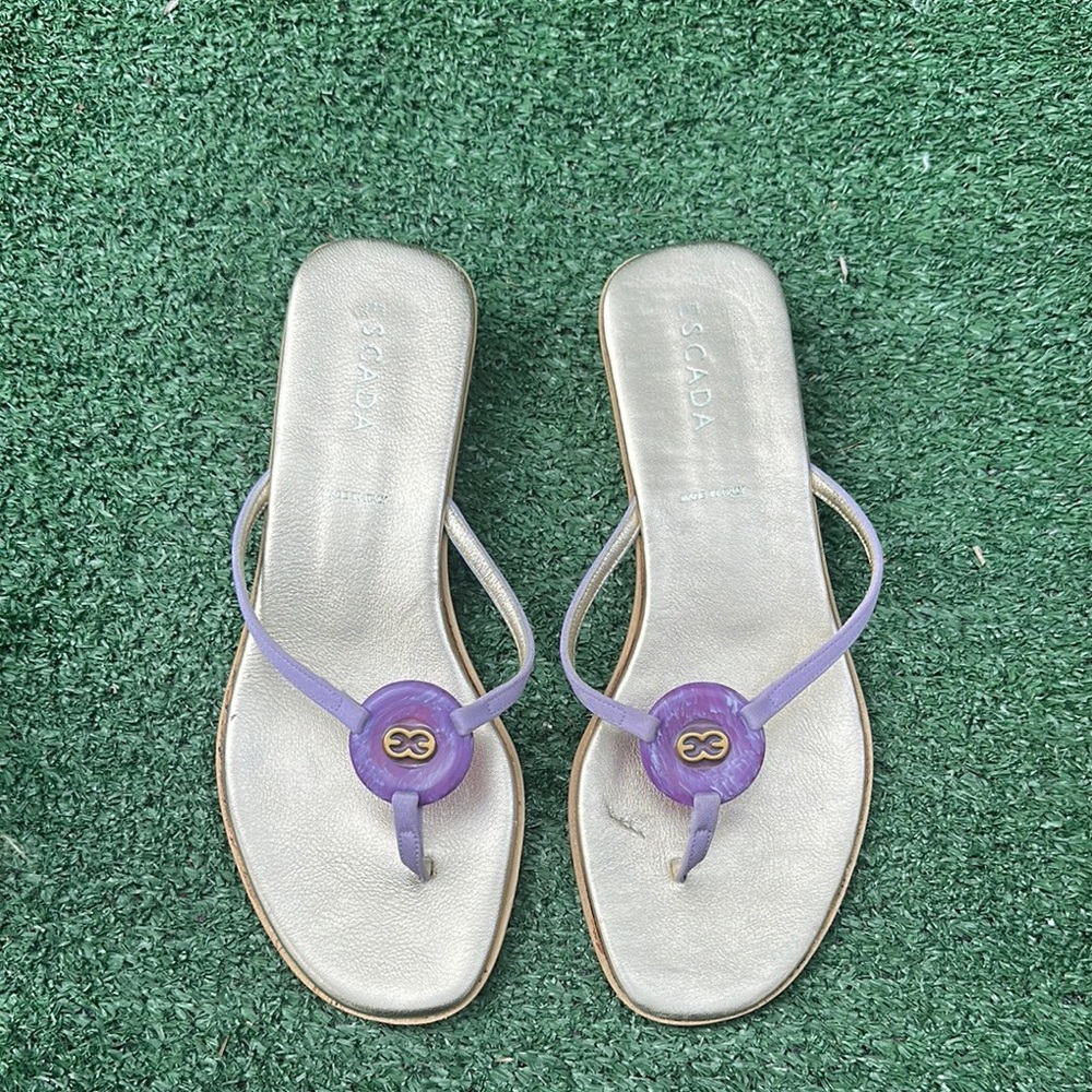 Escada Gold and Purple Sandals with Floral Accents Size 8 US/ 38 EU - Picture 9 of 9